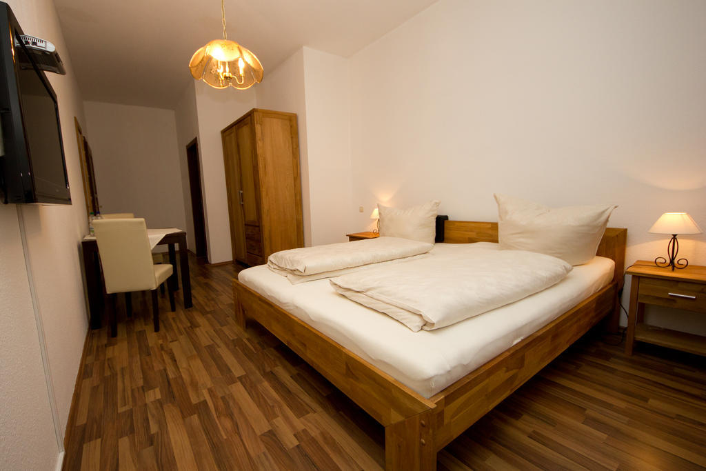 Hotel Garni Am Klostermarkt Plauen Bilik gambar